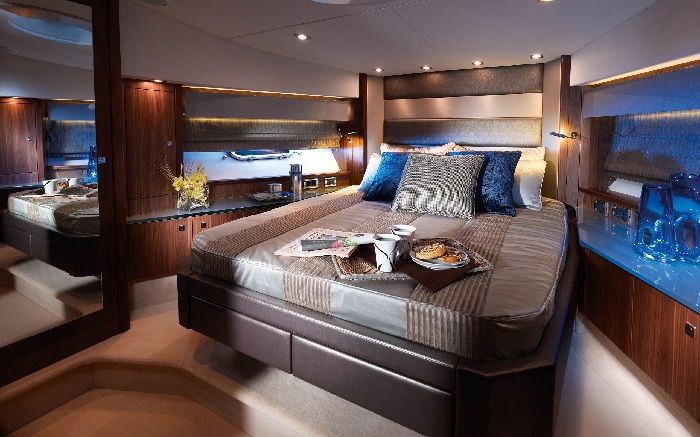 luxury yacht 16