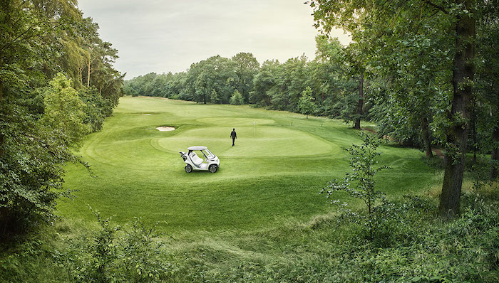 Mercedes Posh Luxury Golf Cart3