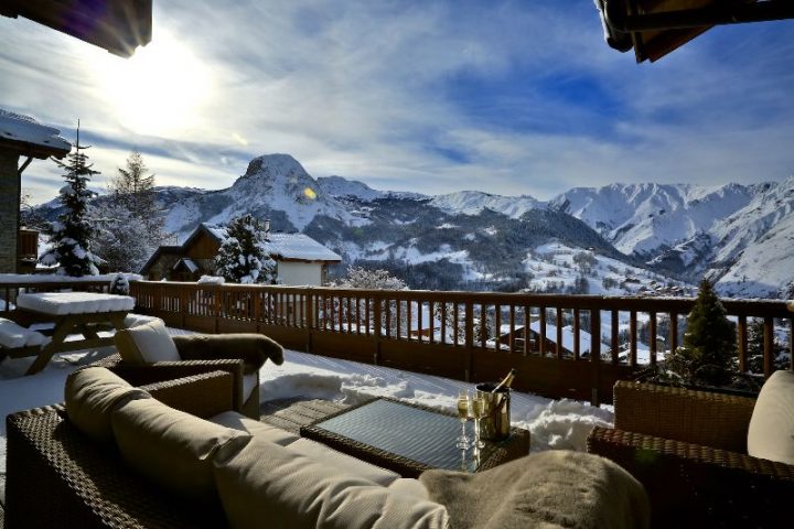 luxury-resort-for-holiday-season-the-three-valleys-ski-resort4