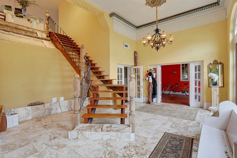 Inside Beyonce and Jay-Z House: $2.6 Million New Orleans Mansion