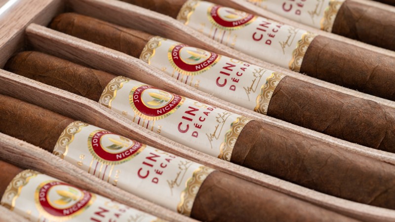 Improve Your Luxury Lifestyle with These Latin American Cigars