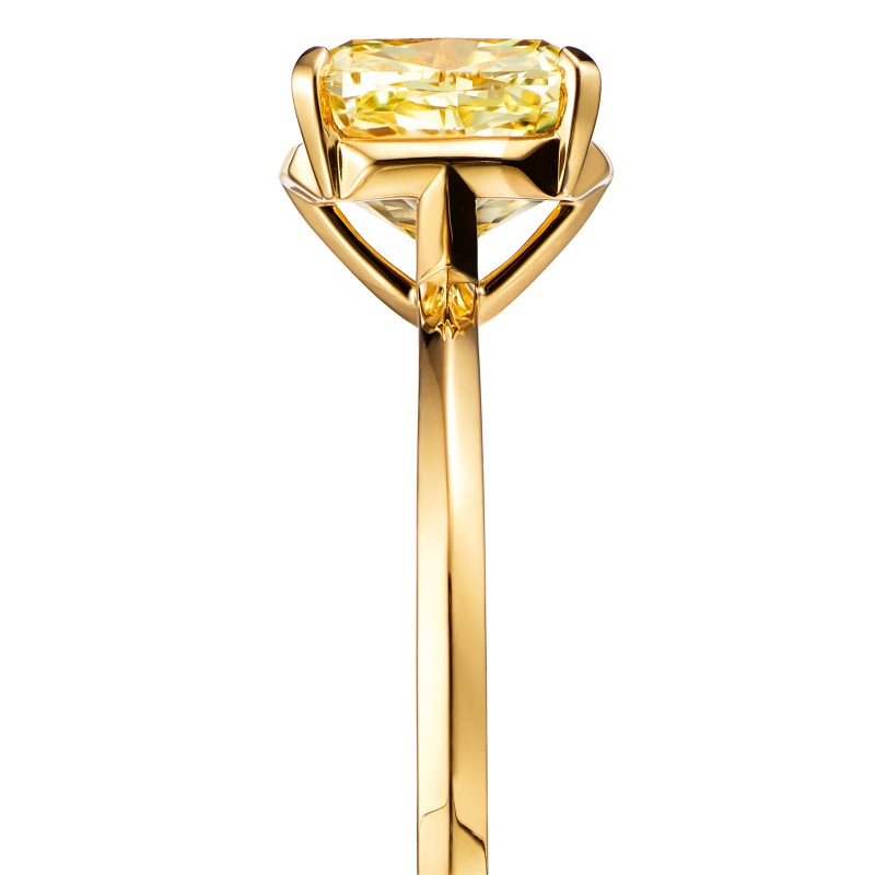 Tiffany’s Diamond, Tiffany’s jewelry, high-end brand, fine jewelry, contemporary design, luxury brand, unique design, luxury lifestyle, engagement ring