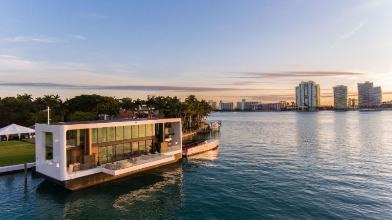 The 5 Most Supreme and Luxury Houseboats Around The Globe