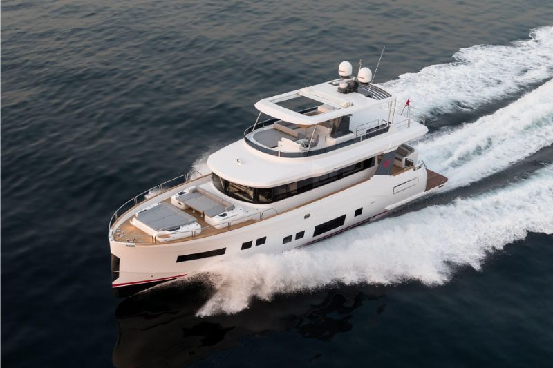 Explore The Word Inside The Sirena 64 Superyacht